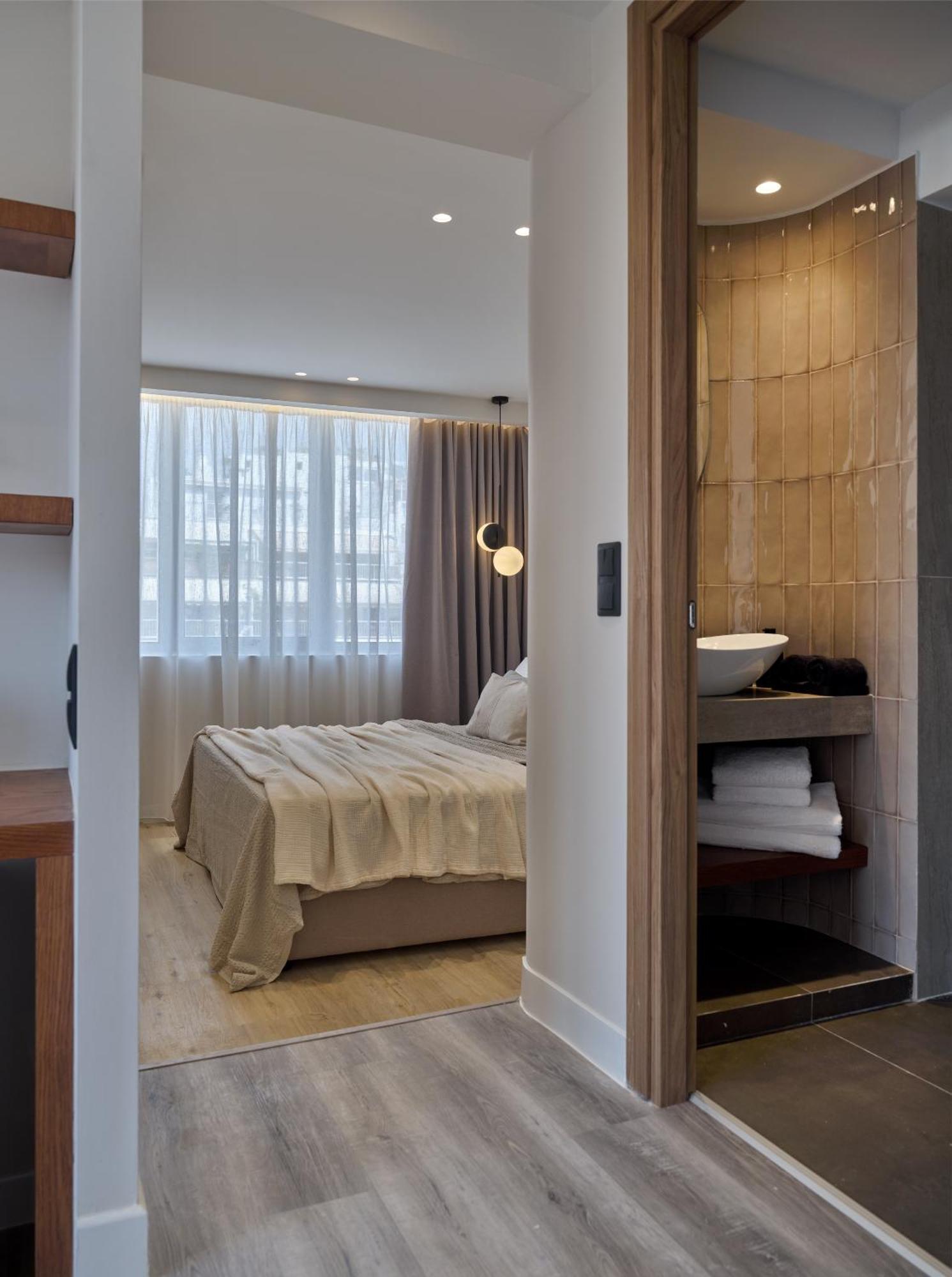 Haya Athens Loftie Suites ภายนอก รูปภาพ