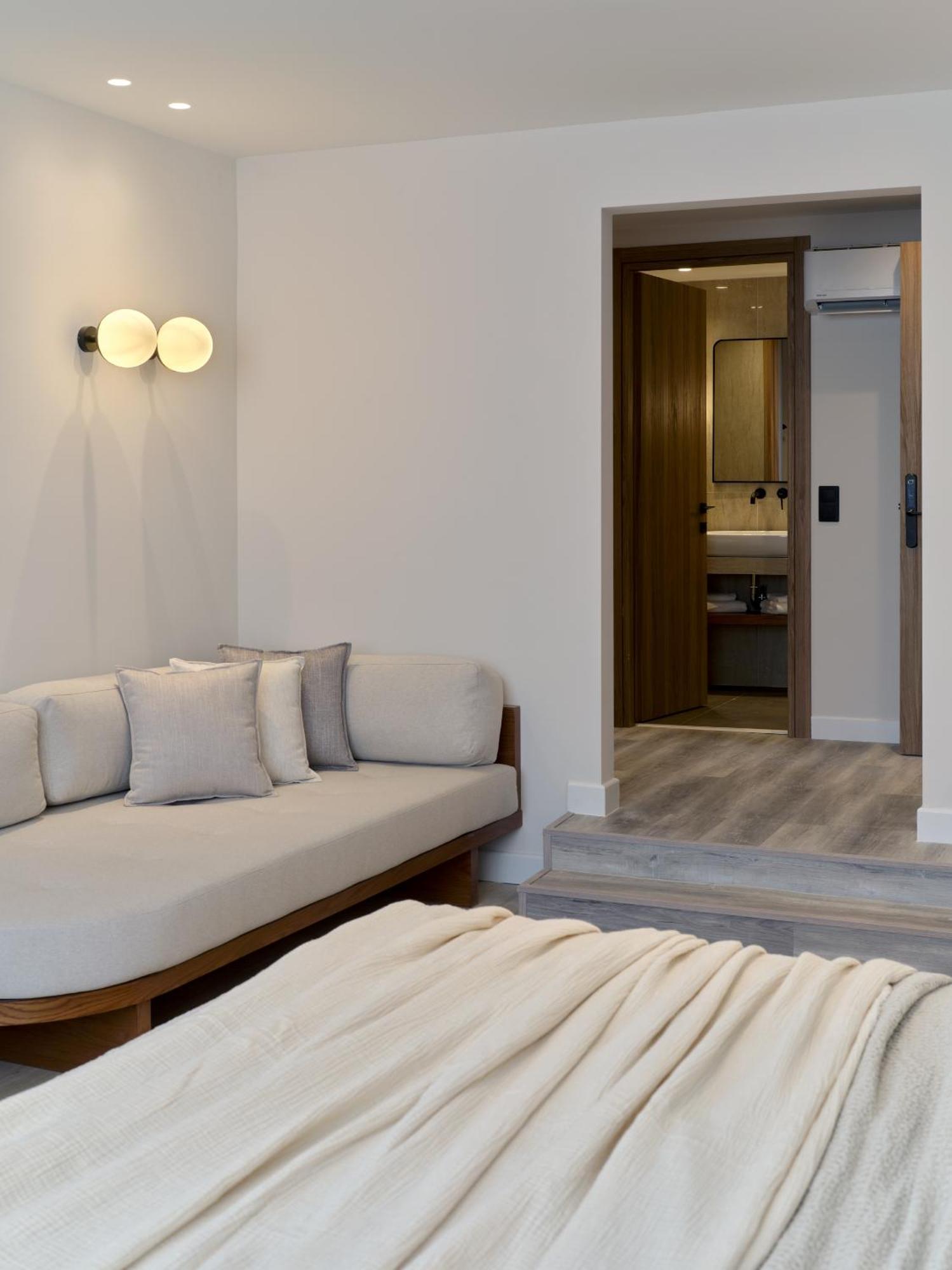 Haya Athens Loftie Suites ภายนอก รูปภาพ
